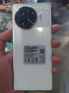 spark20 pro plus with box and change