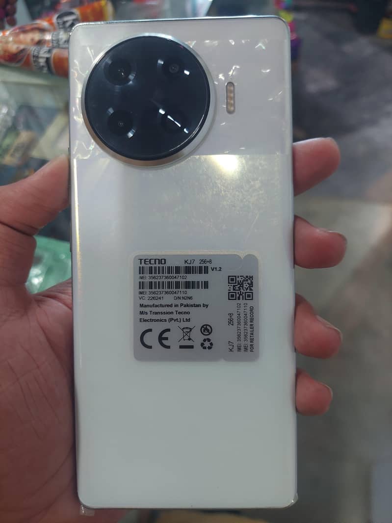 spark20 pro plus with box and change 0