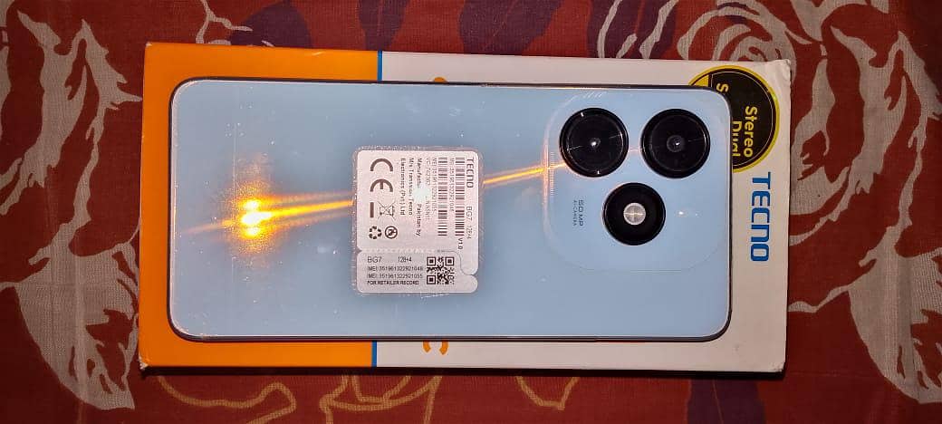 Tecno spark 20c with box and original charge adaptor 2