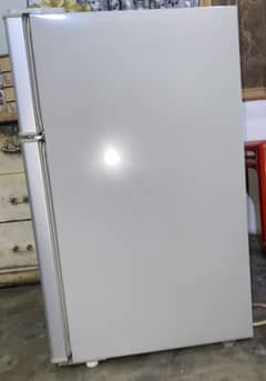 Elekta mini double door fridge