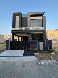 Affordable Luxury! 5 Marla Full House for Rent in DHA 9 Town | Modern Living at Just 80K