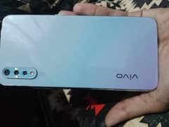 vivo s1