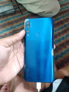 panel ok ha Sirf glass tota ha or sim single problem hay
