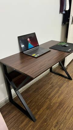 Modern K-shape computer and study table, office table, desktop table