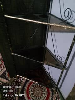 SIDE CORNER