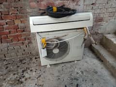 Siemens 1.5 ton Split AC in good condition