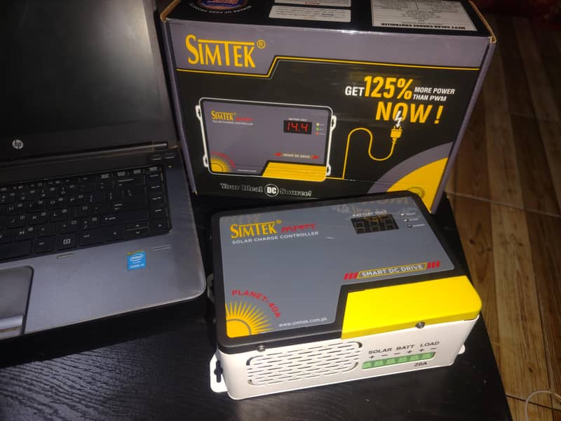 Simtek high quality MPPT charge Controller 40A deivery available mp 1