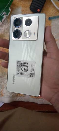 only exchange with iphone Xs max and up models upr jo payment dy du ga