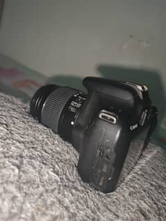 Canon DSLR 1200D best for beginning photography