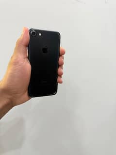 iphone 7 PTA proved box charger available