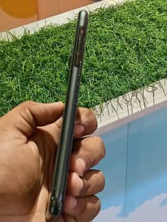 I phone 11 pro max 256 gb
