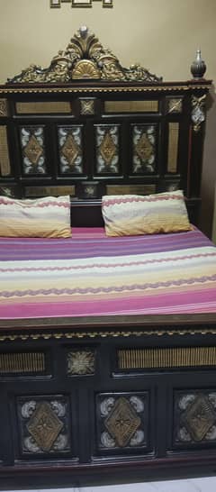 Wooden bed set , dressing Table Just 2 year use