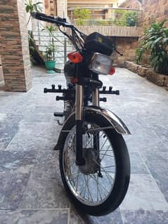 125