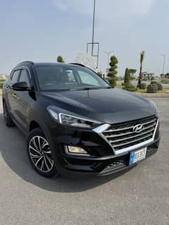Hyundai Tucson A/W/D top of the line