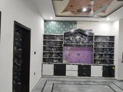 Ghouri town pH 7 Abu baker bolck first floor water electrity Available