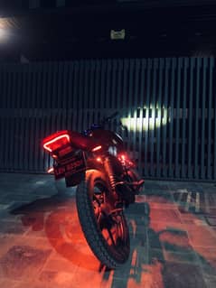 YAMAHA YBR 125 Fully Modified