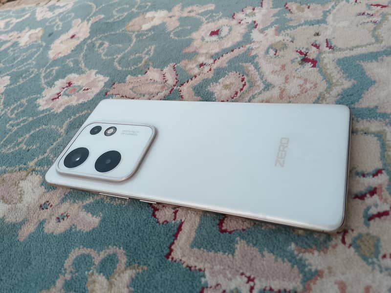 infinix zero 30[exchange with Google pixel and iphone] 6