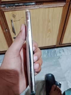 10/7 Ram6 mamory128