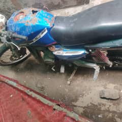 Ravi piaggio model 2012
