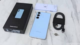Samsung s24 fe . . . 1 month used