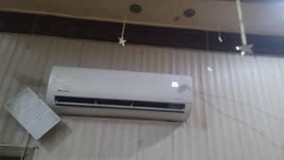 Dawlance inverter AC for sale urgently  2 season  used