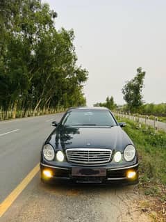 Mercedes-Benz E200 kompressor.