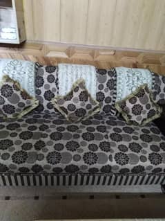 6 seater sofa with table