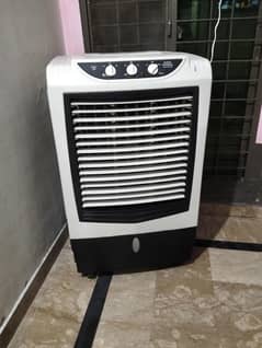 air cooler with 2 ice box  urgent sale