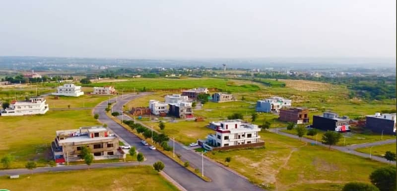 A Residential Plot Of 7 Marla In Gulberg Residencia - Block R 5