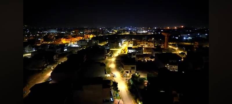 A Residential Plot Of 7 Marla In Gulberg Residencia - Block R 10