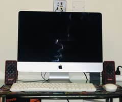 Apple I Mac in lush condition for sale in lhr.