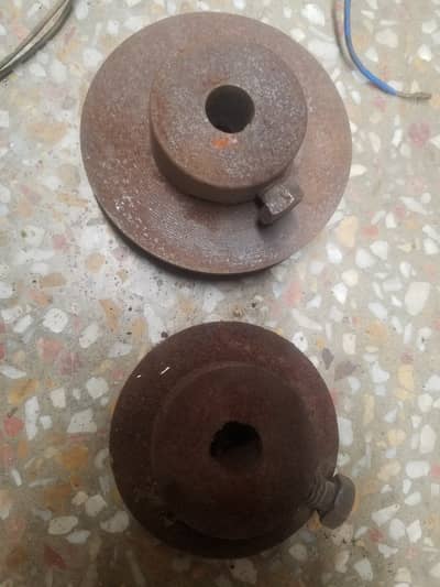 Pulley of 12mm hole and 2 & 3 inches dia. O3244833221
