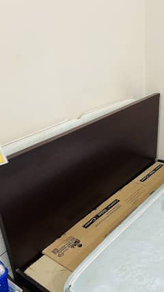 Bed with durafoam mattress for sell