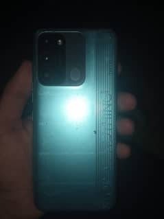 Tecno spark 8c