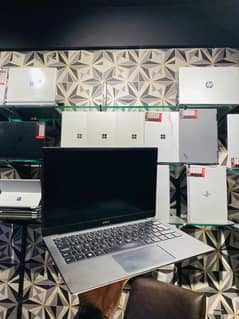 Dell XPS 7390 | i5-10th | 8/256 |13.3" FHD 1080p | COD All Over PAK