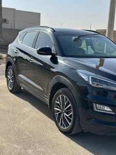 Hyundai tuccon