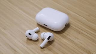Airpods pro with box & charger