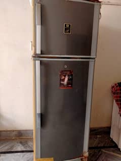 Good condition 0 3 0 6 4 8 9 3 4 8 4 is no. pr contact kry