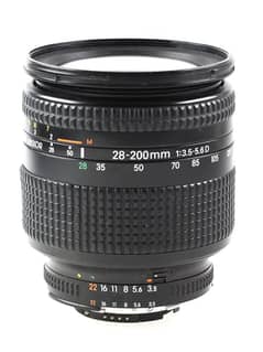 Nikon 28-200mm Zoom Lens | DSLR Zoom Lens | Sharp & Clean