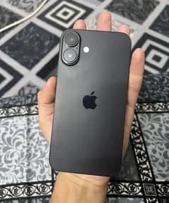 iPhone XR-16