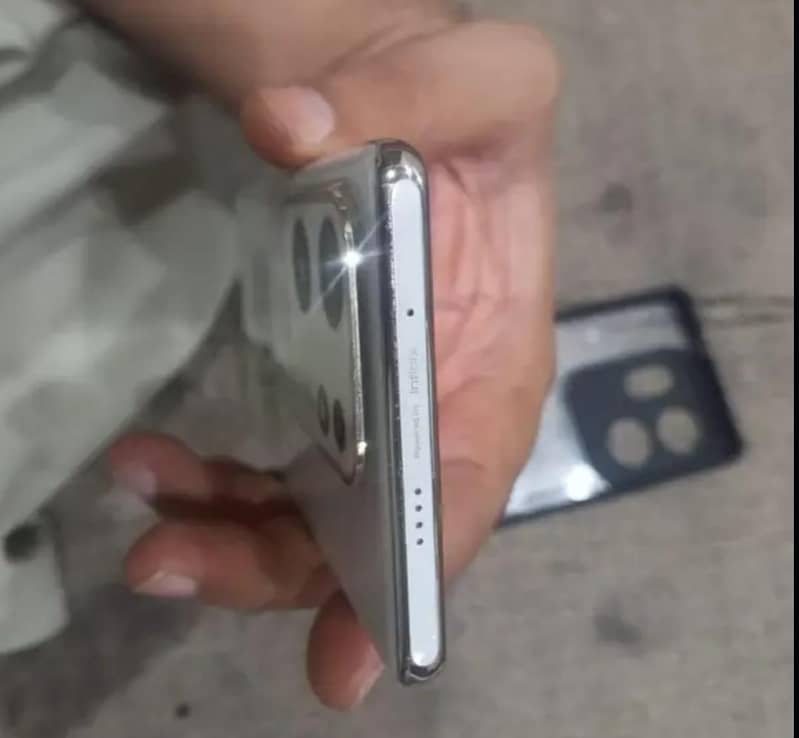 Infinix Zero 30 edge screen complete box 8+256 with good condition 3