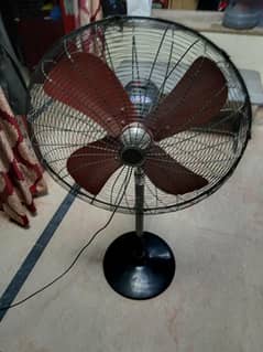 Pedestal Fan For Sale