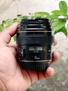 Canon EF 85mm f1.8 USM Full frame