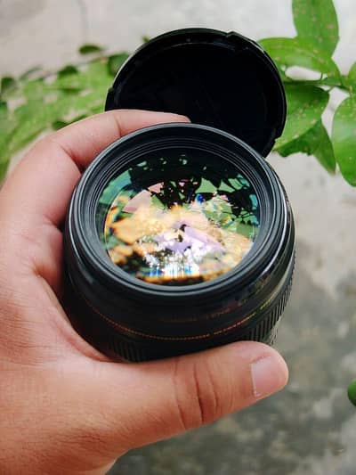 Canon EF 85mm f1.8 USM (For Full Frame)