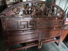 Double bed king size , Show case  , Singhar maiz