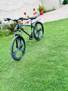Cycle/bicycle