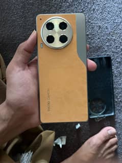 Tecno Camon 30