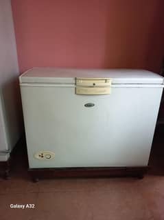 Waves Single Door Deep Freezer with Fast Cooling & Low Power Use