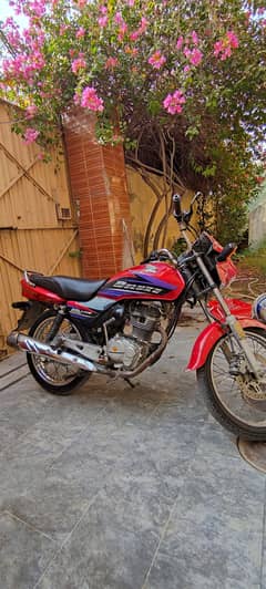 Honda Deluxe 125 (5gear)