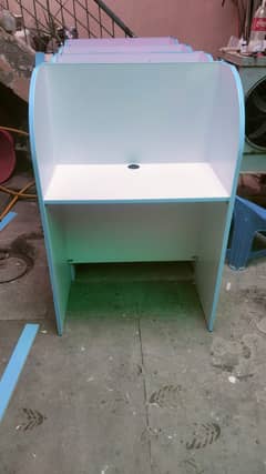 workstation | cluster | cubicle | study table